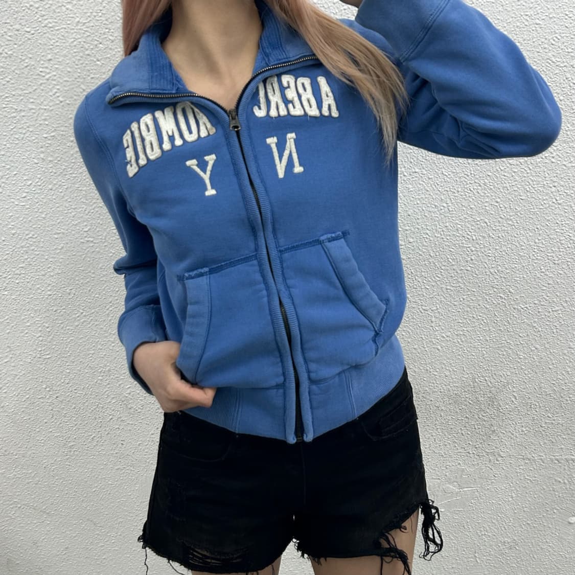 아베크롬비 센터로고 소라블루 집업 M 상품이미지1