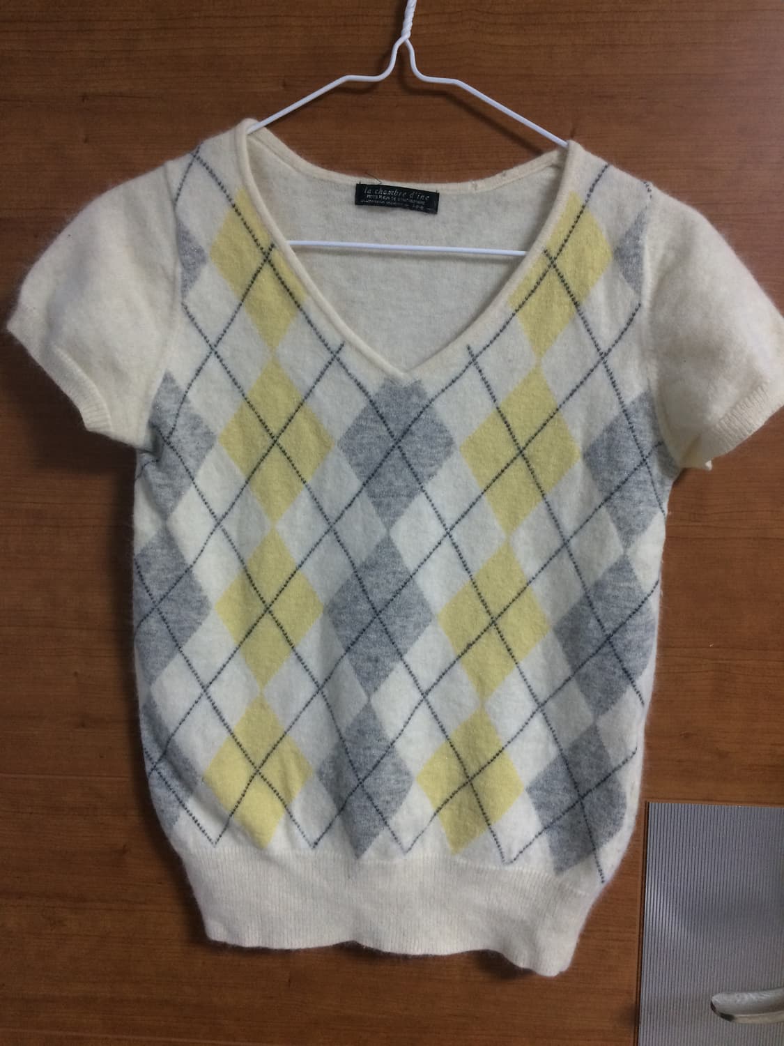 아가일 브이넥 반팔 니트 상품이미지1