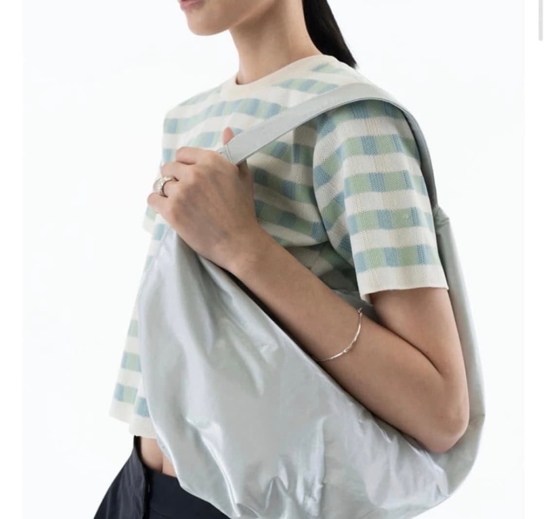 아모멘토 실버백 상품이미지1