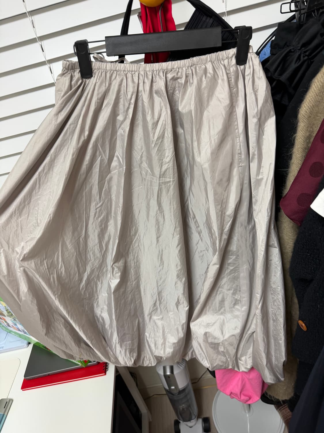 아모멘토 나일론 스커트 상품이미지1