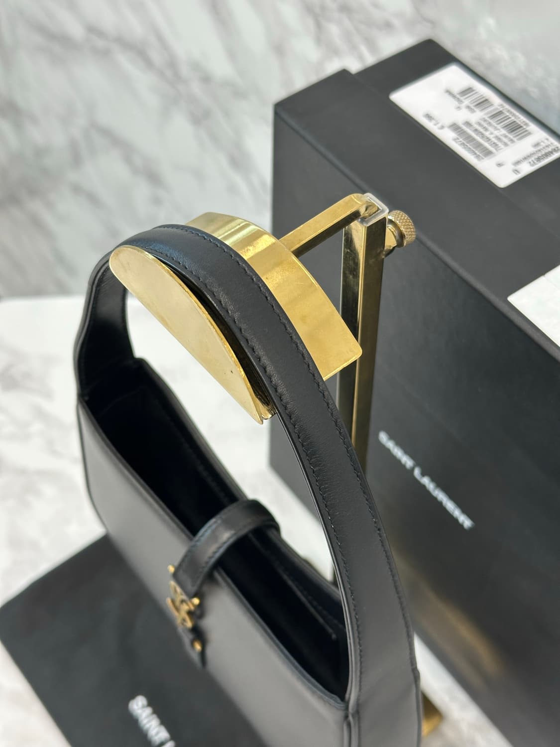 생로랑 le 5 a 7 스몰 호보백 상품이미지6