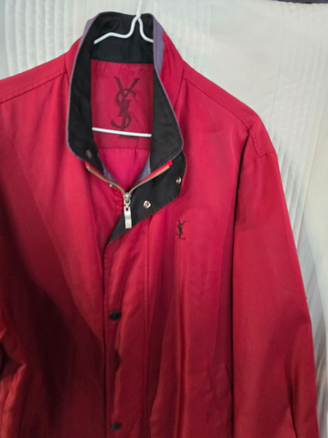 입생로랑 빈티지 레드 컬러 바람막이 자켓 상품이미지1