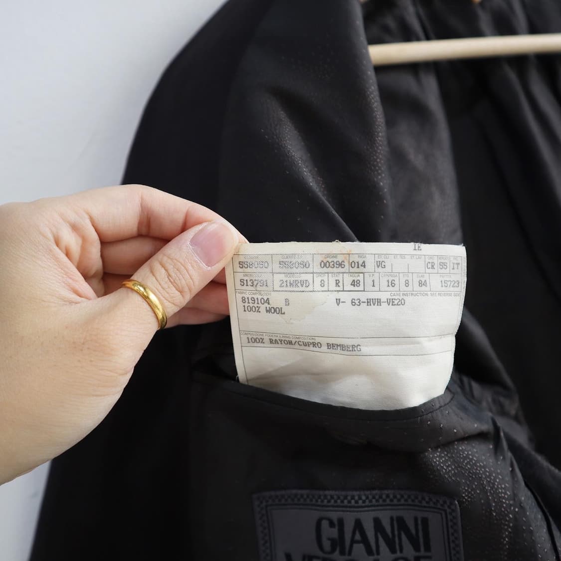 지아니베르사체 레이온 2B 블레이져 상품이미지9