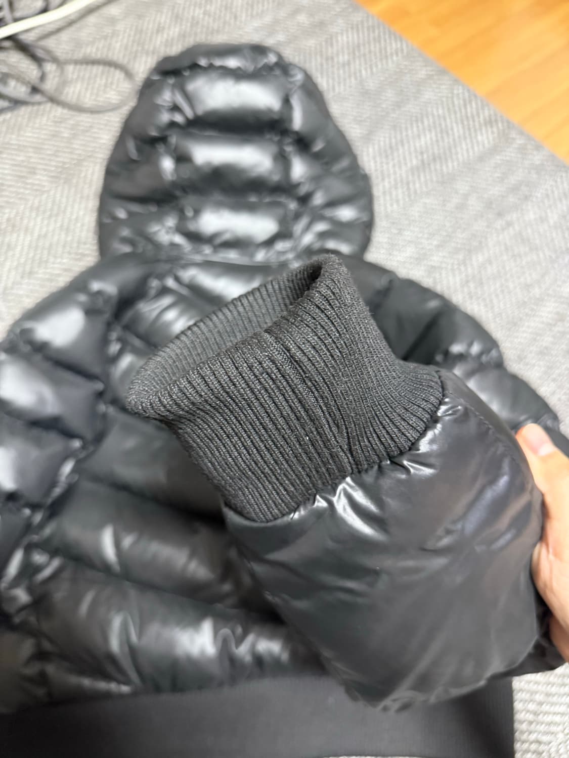애즈온 숏패딩 블랙 상품이미지4