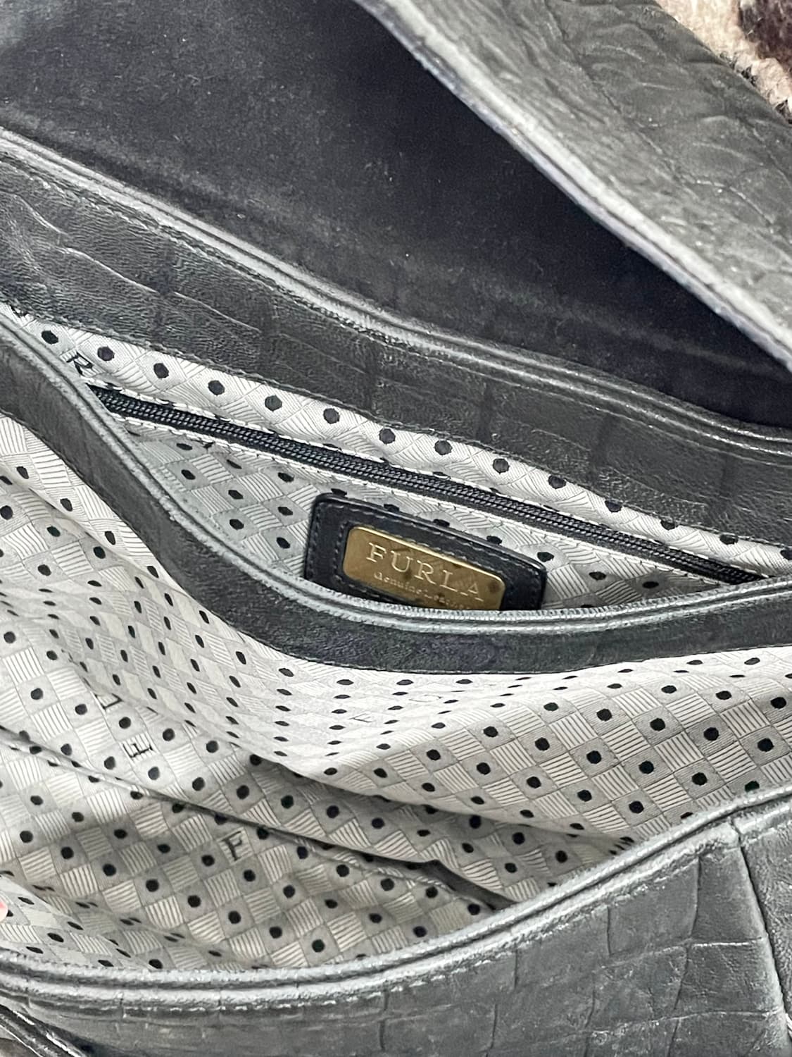 훌라 레더 버클 체인백  상품이미지4