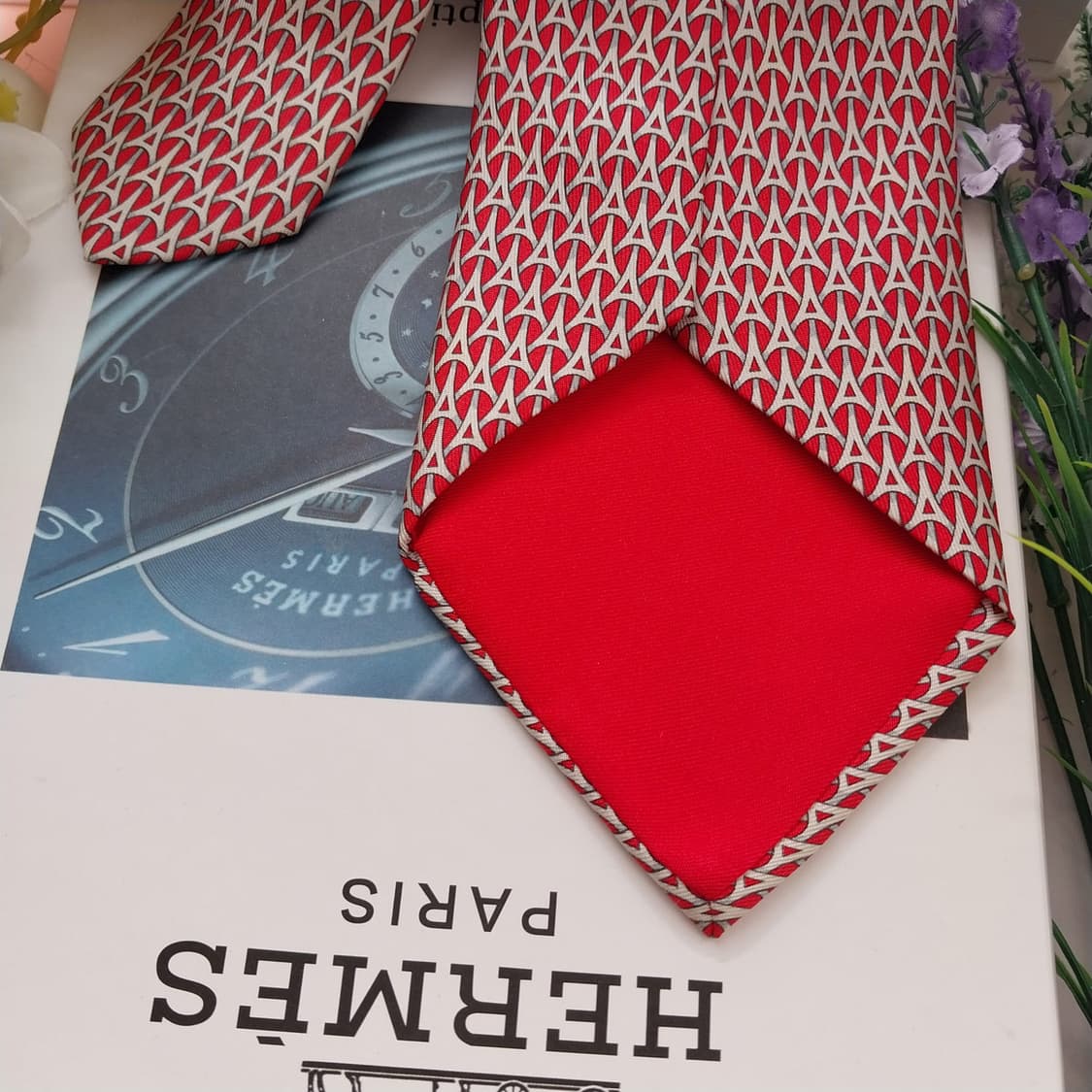 에르메스 실크 레드 에펠탑 패턴 넥타이 9.4cm A+등급 K1371
 상품이미지6