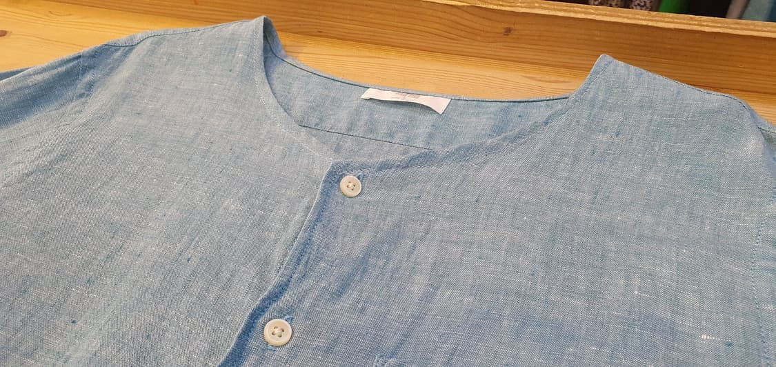 66.Uniqlo 린넨 브이넥셔츠(블루)  상품이미지3