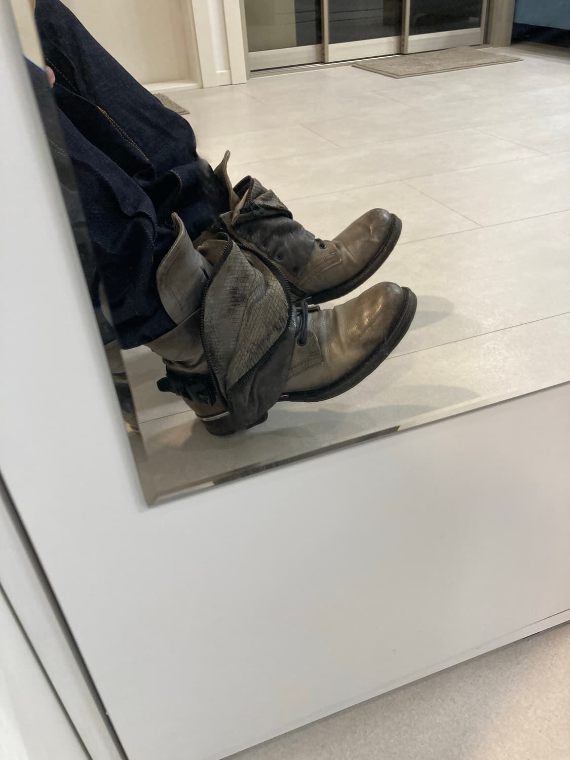 A.S.98 드레이프 랩 레더 부츠 상품이미지3