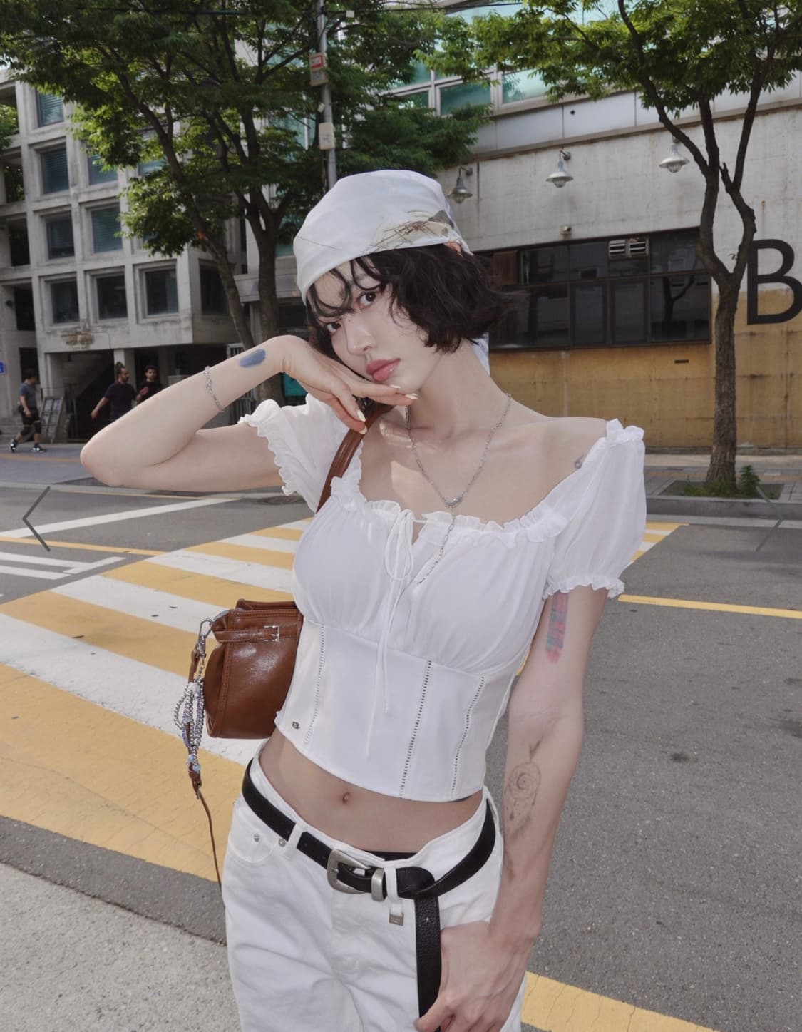 페일제이드 쉬폰 레이스 블라우스 상품이미지1