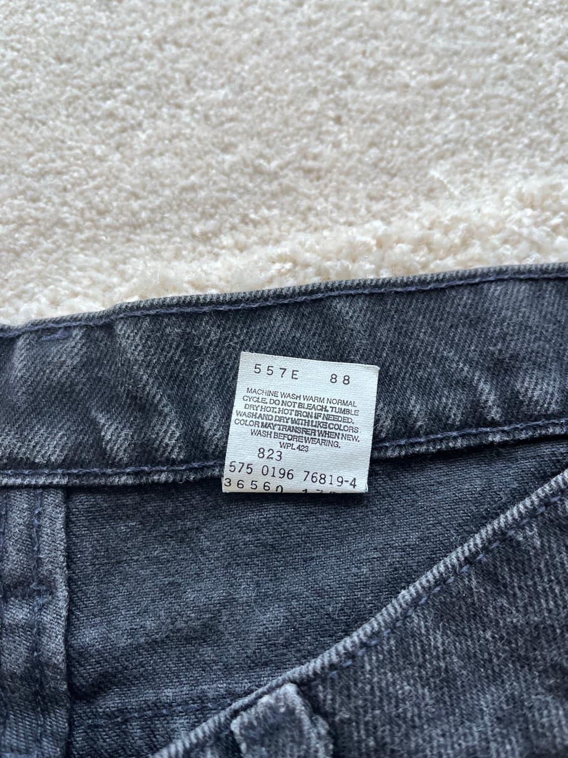 90s Levi's 560 오렌지탭 블랙 데님 쇼츠 (31-33) 상품이미지7