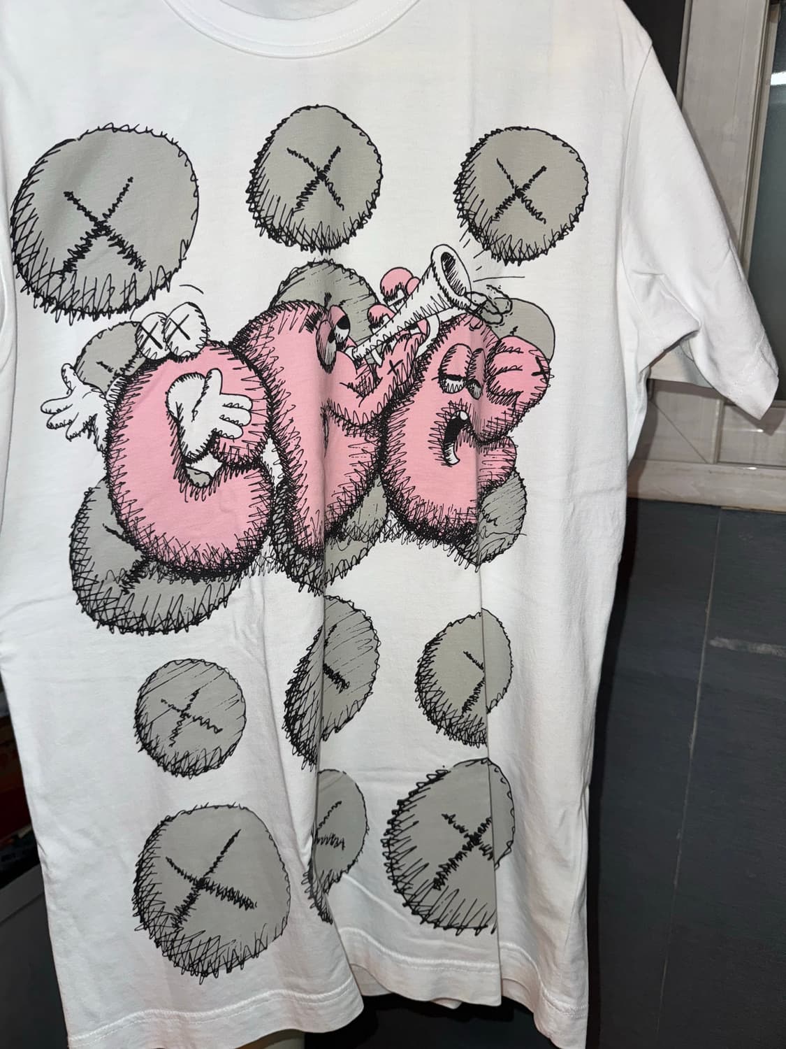 꼼데가르송 셔츠라인 카우스 콜라보 티셔츠 상품이미지1