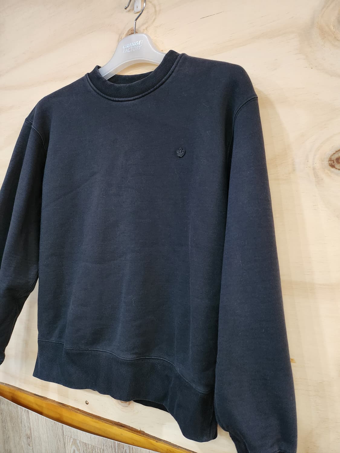 520) 아디다스 adidas 컨템포 크루 기모 맨투맨 상품이미지3