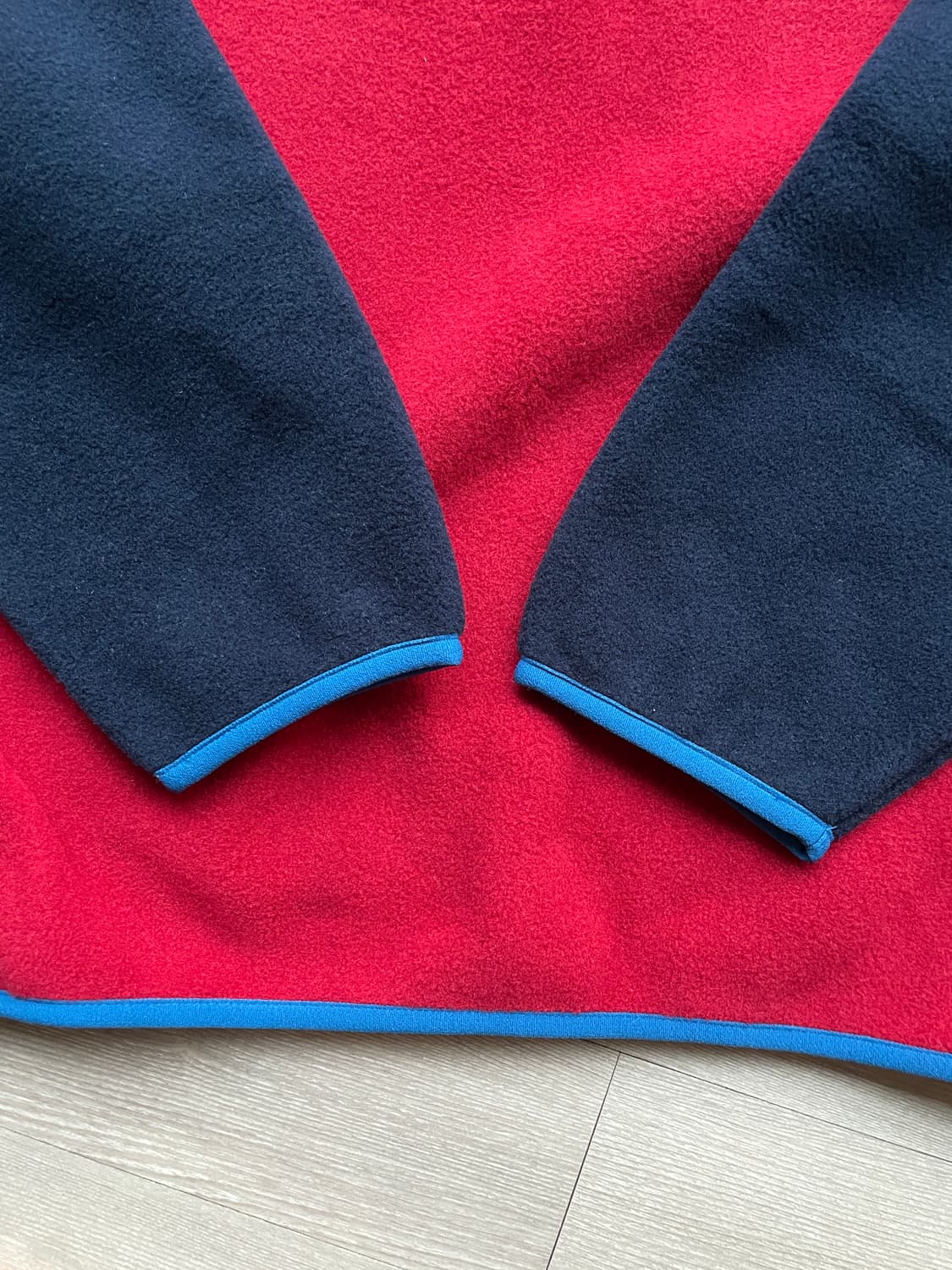 (새상품) 파타고니아 신칠라 레드 블루 플리스 상품이미지3