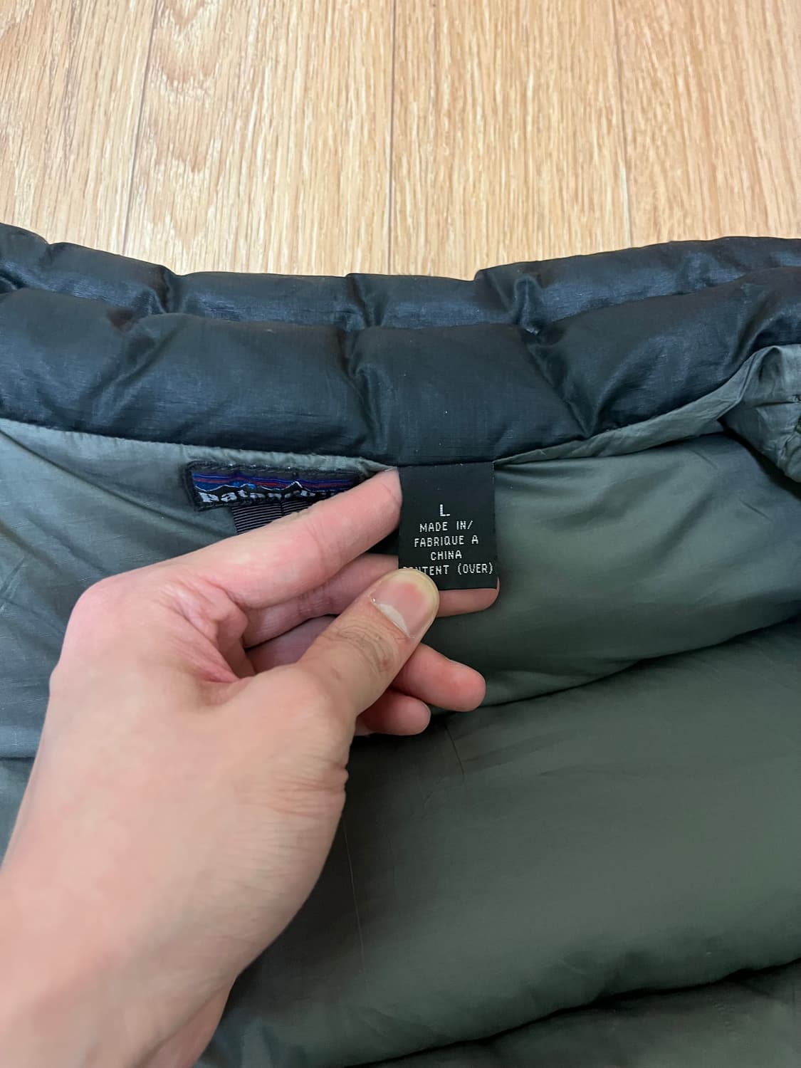 (L)00s 파타고니아 패커블 다운 패딩 블랙 상품이미지5