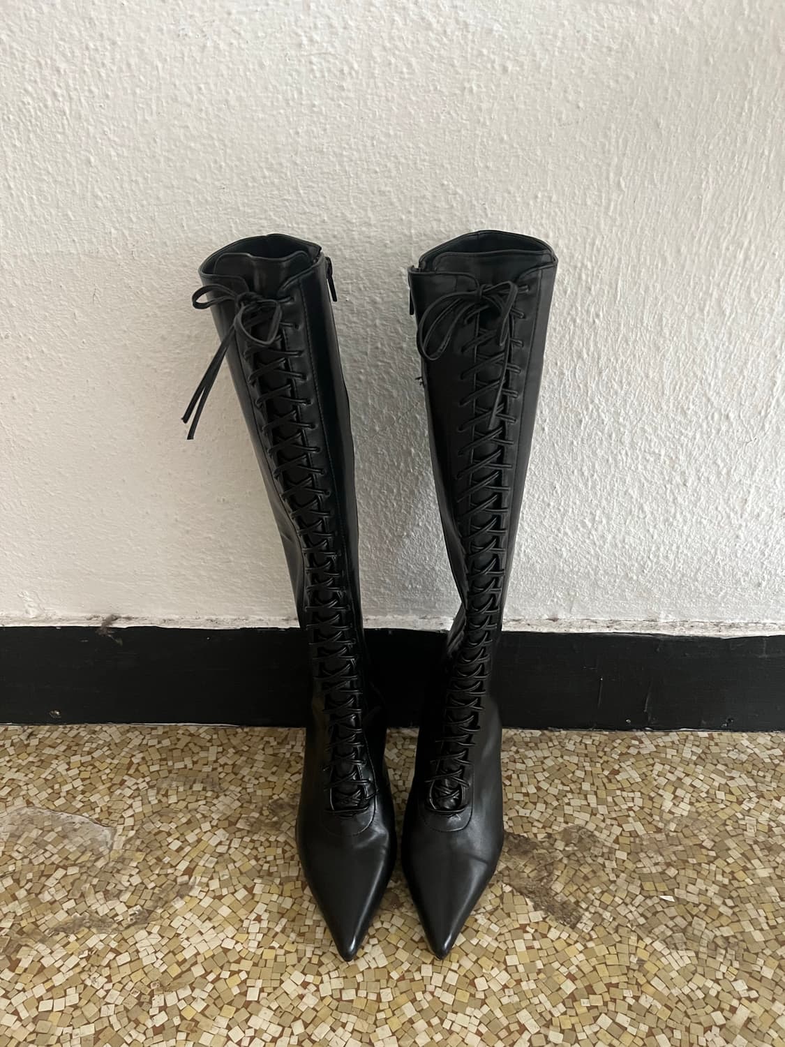 스틸레토 레이스업 부츠 상품이미지1