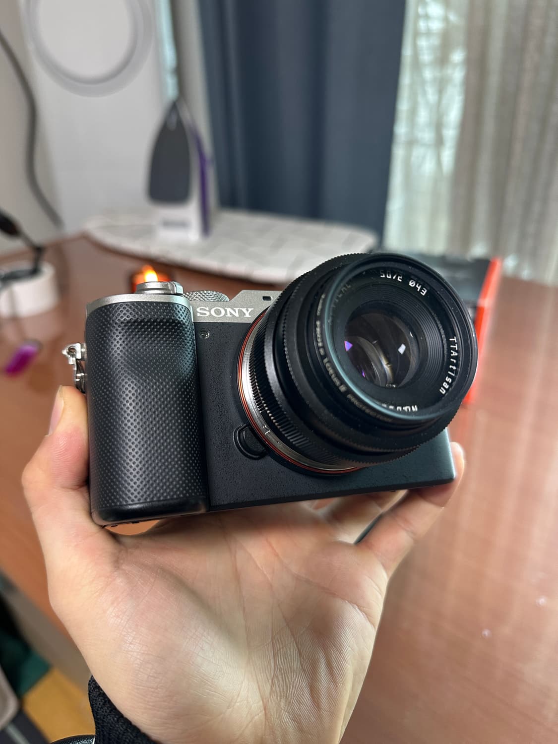 a7c 바디 + 충전기 + 박스 + 티티아티산 50mm f2 상품이미지2