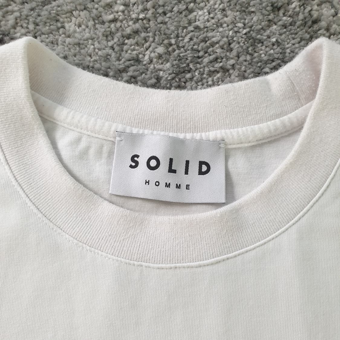 [무료배송] SOLID HOMME 나비 그래픽 반팔 티셔츠 상품이미지3