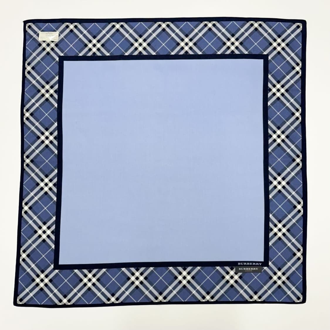 (새상품) burberry/ 버버리 쁘띠스카프 손수건 상품이미지2