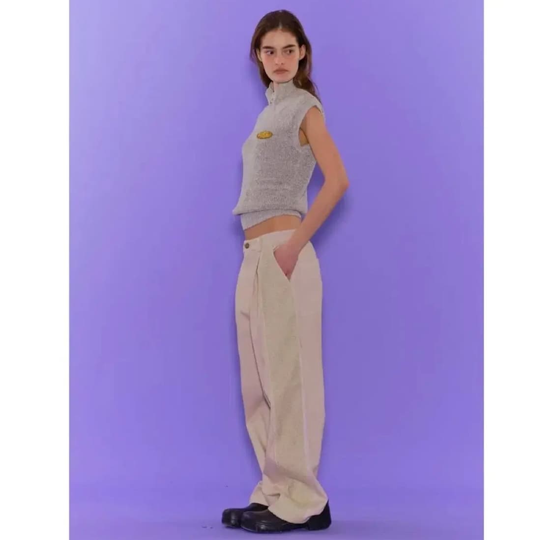 (새상품) 샌드 시운드 하프 집업 니트 조끼 라이트그레이 상품이미지3