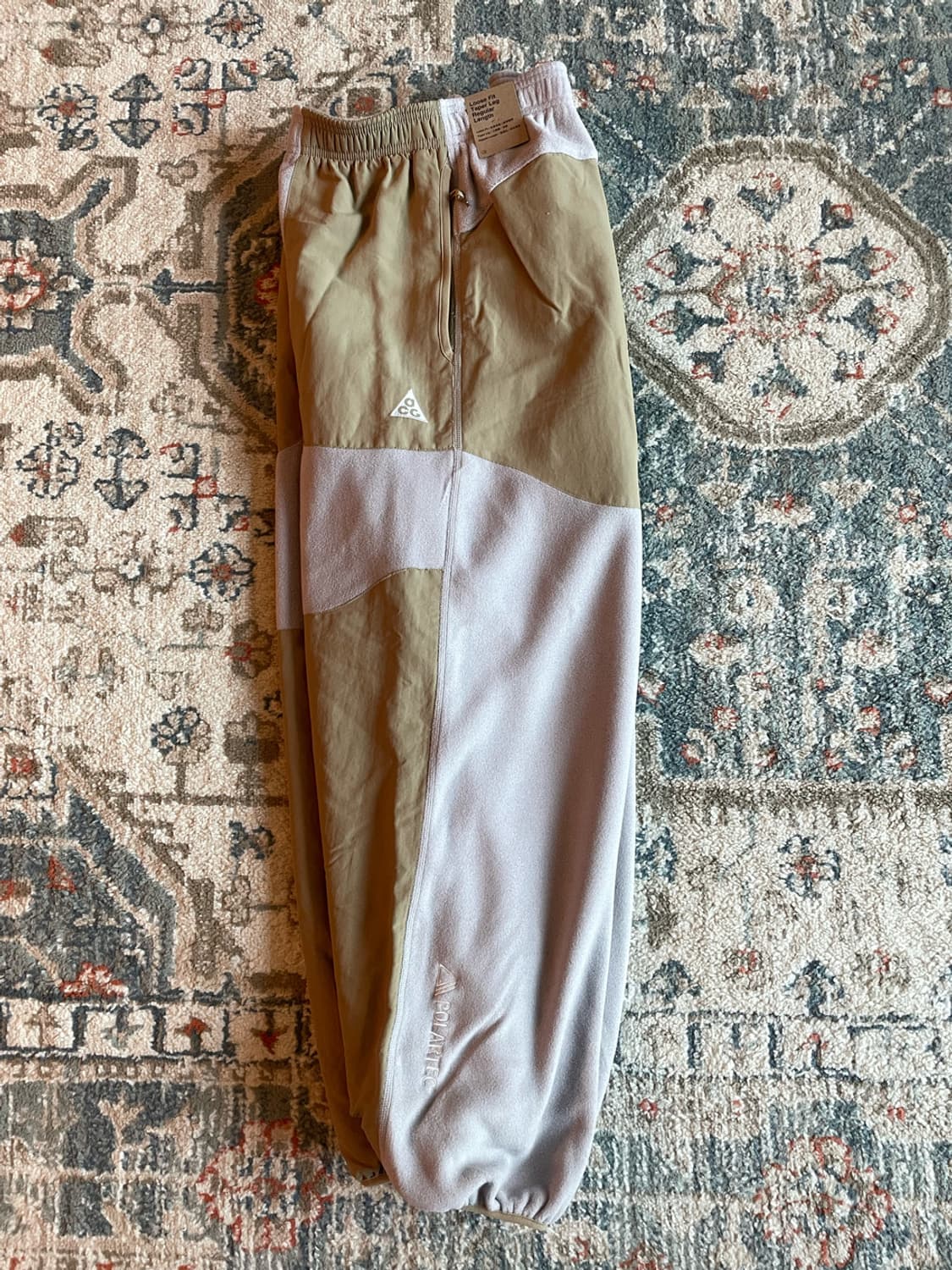 나이키 ACG 울프 트리 플러 스 팬츠 (새제품 .L) 상품이미지1