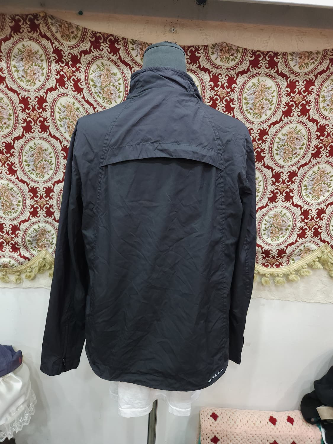  나이키 클리마핏 사선지퍼 웜업 아노락

 상품이미지9