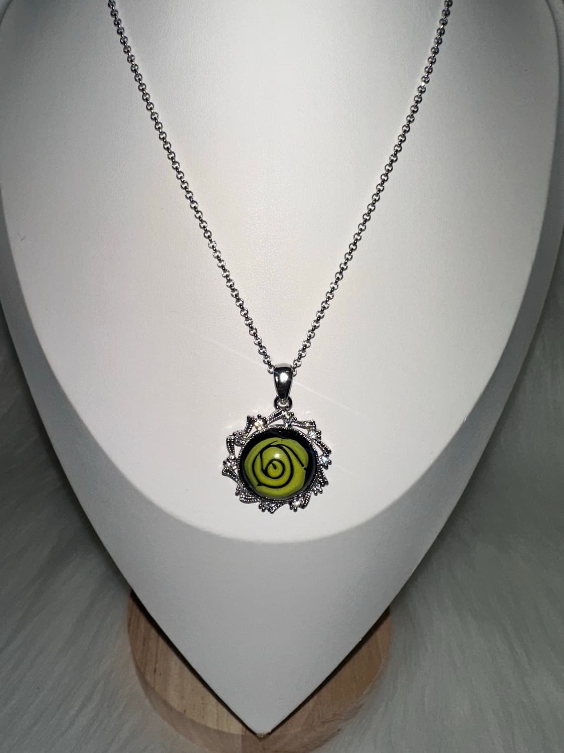 오리엔탈 고스펑크 장미 목걸이 상품이미지1