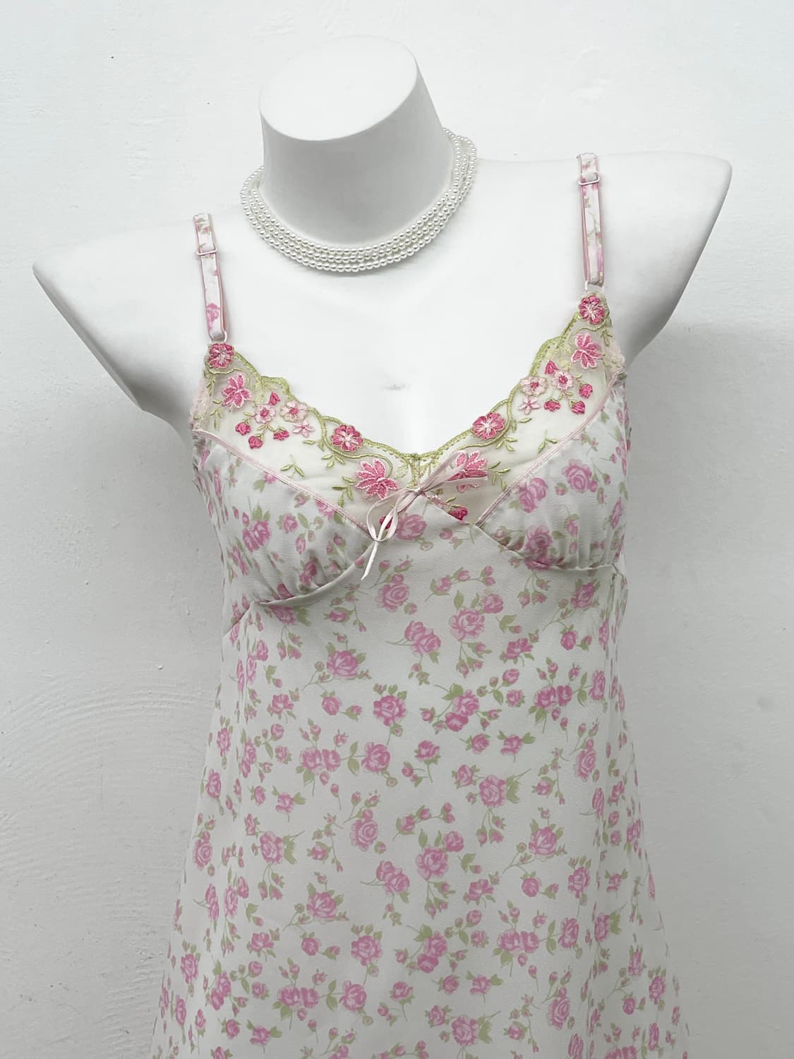 핑크 플로럴 자수 슬립 상품이미지2