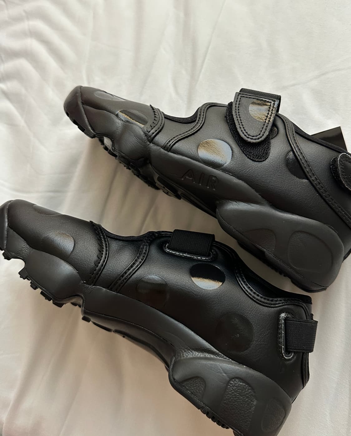 나이키 도트 에어리프트 타비 블랙 상품이미지1