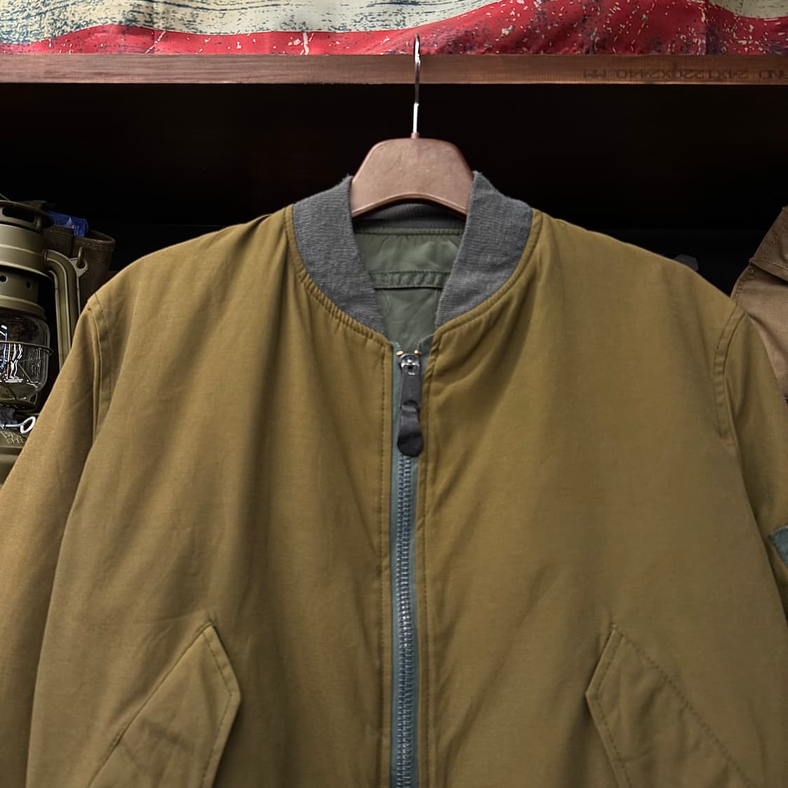 90s 알파 인더스트리 리버시블 플라이트 MA1 밀리터리 봄버 자켓 상품이미지5