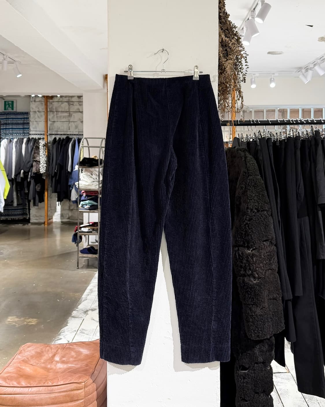 가니 네이비 오가닉코튼 코듀로이 테이퍼드 팬츠 상품이미지6