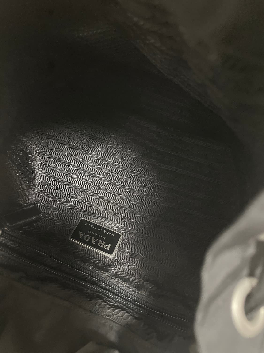 정품 프라다 백팩 스몰 상품이미지8