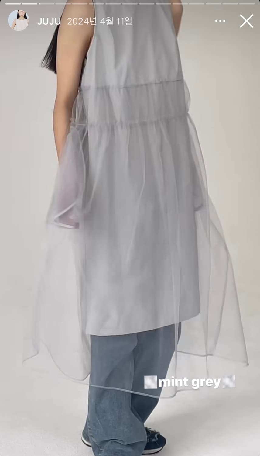 필로컬리 JUJU DRESS NAVY 상품이미지3