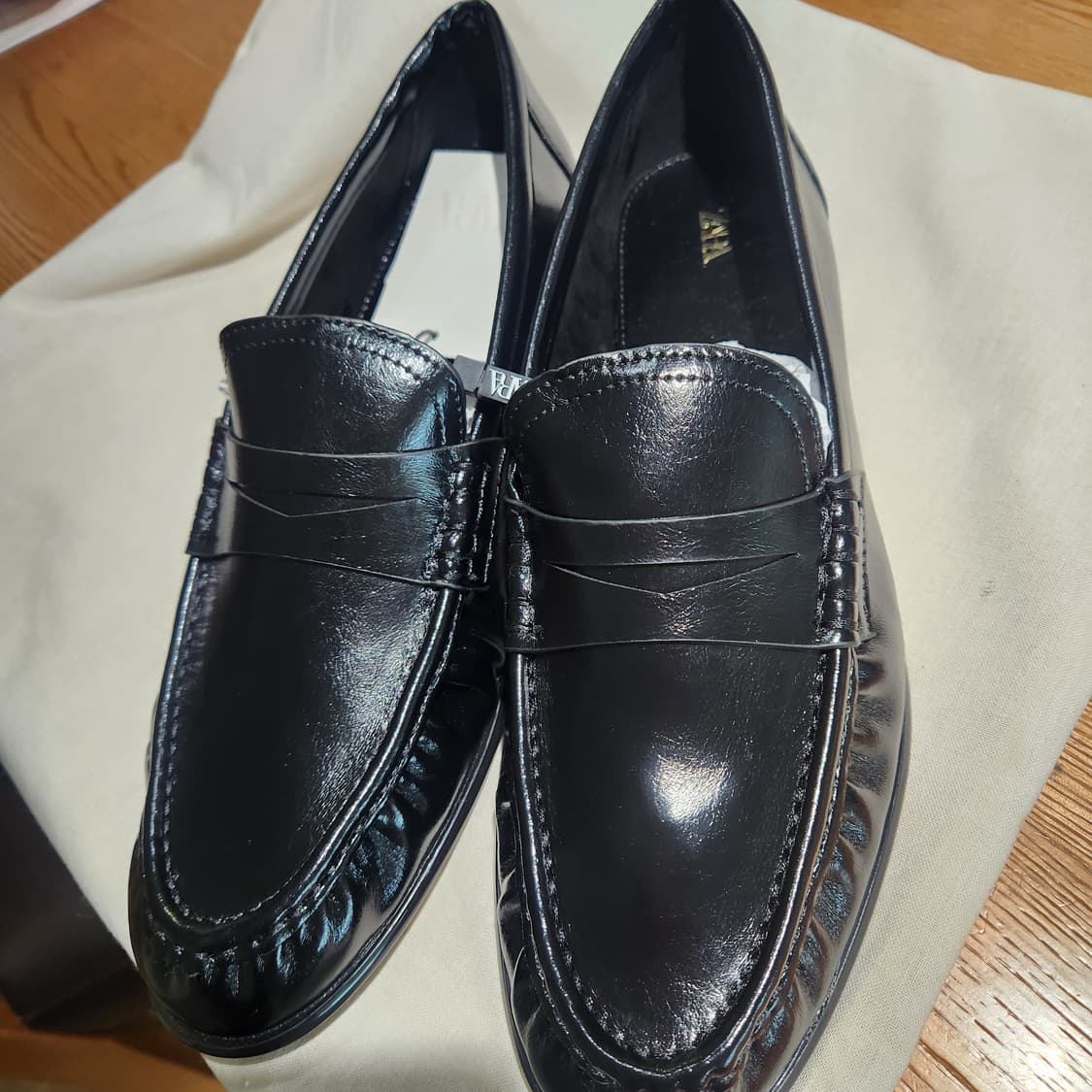 자라소프트셔링로퍼 상품이미지1