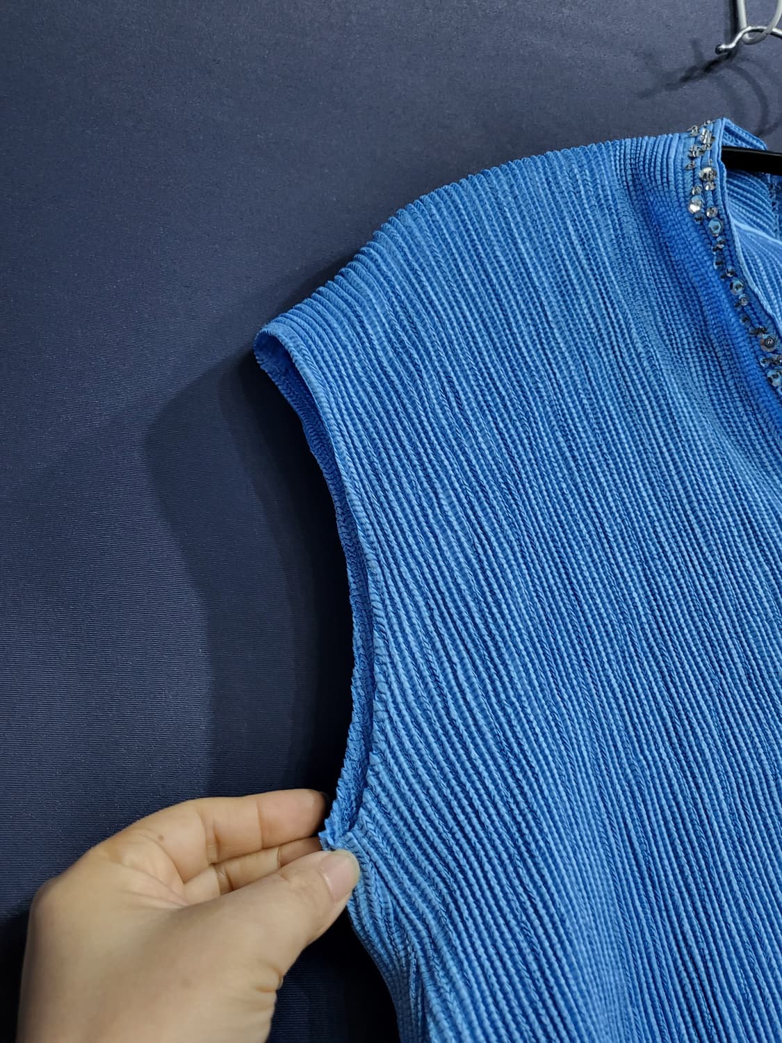 플리츠 프리 베스트 블라우스 상품이미지3