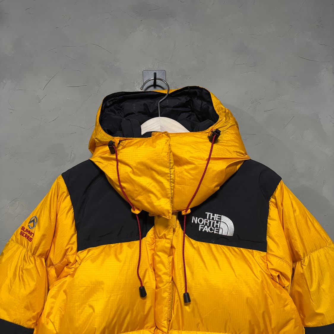 노스페이스 700 써밋 윈드스토퍼 구스다운 패딩 노랑 상품이미지2