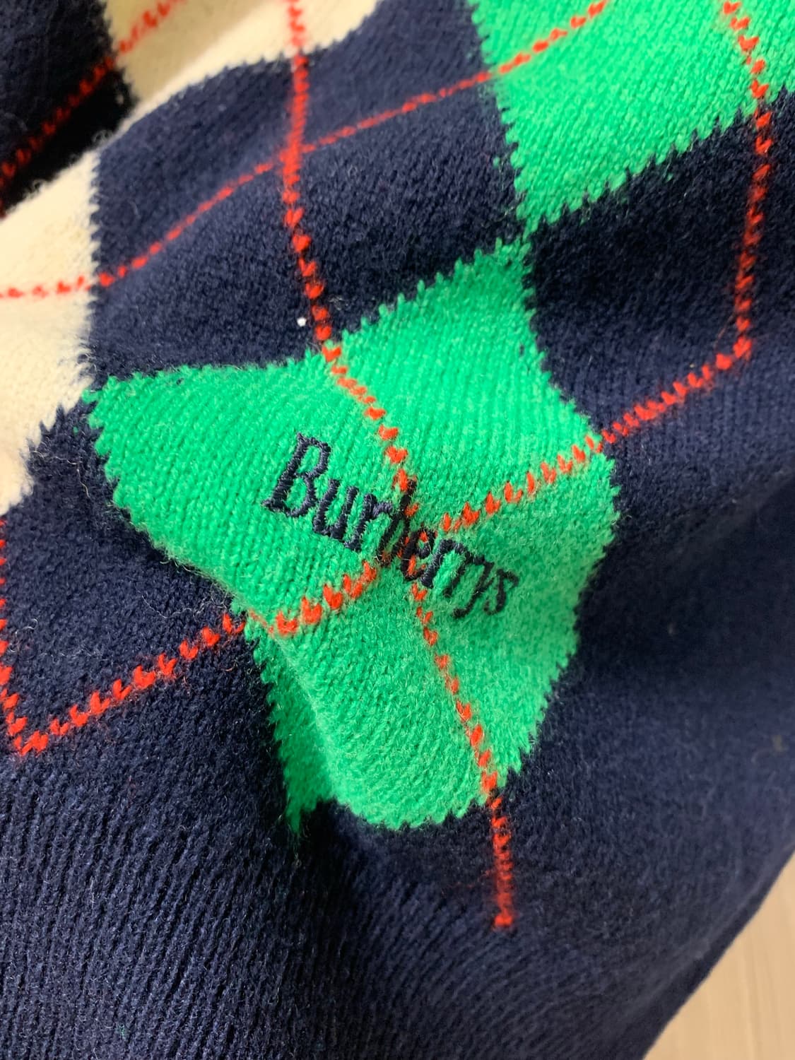 버버리 아가일 니트 상품이미지2