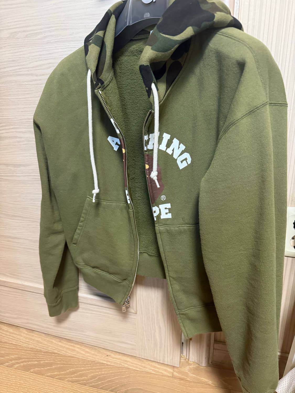 베이프 카키 크롭 퍼스트 카모 녹계 후드집업  상품이미지2