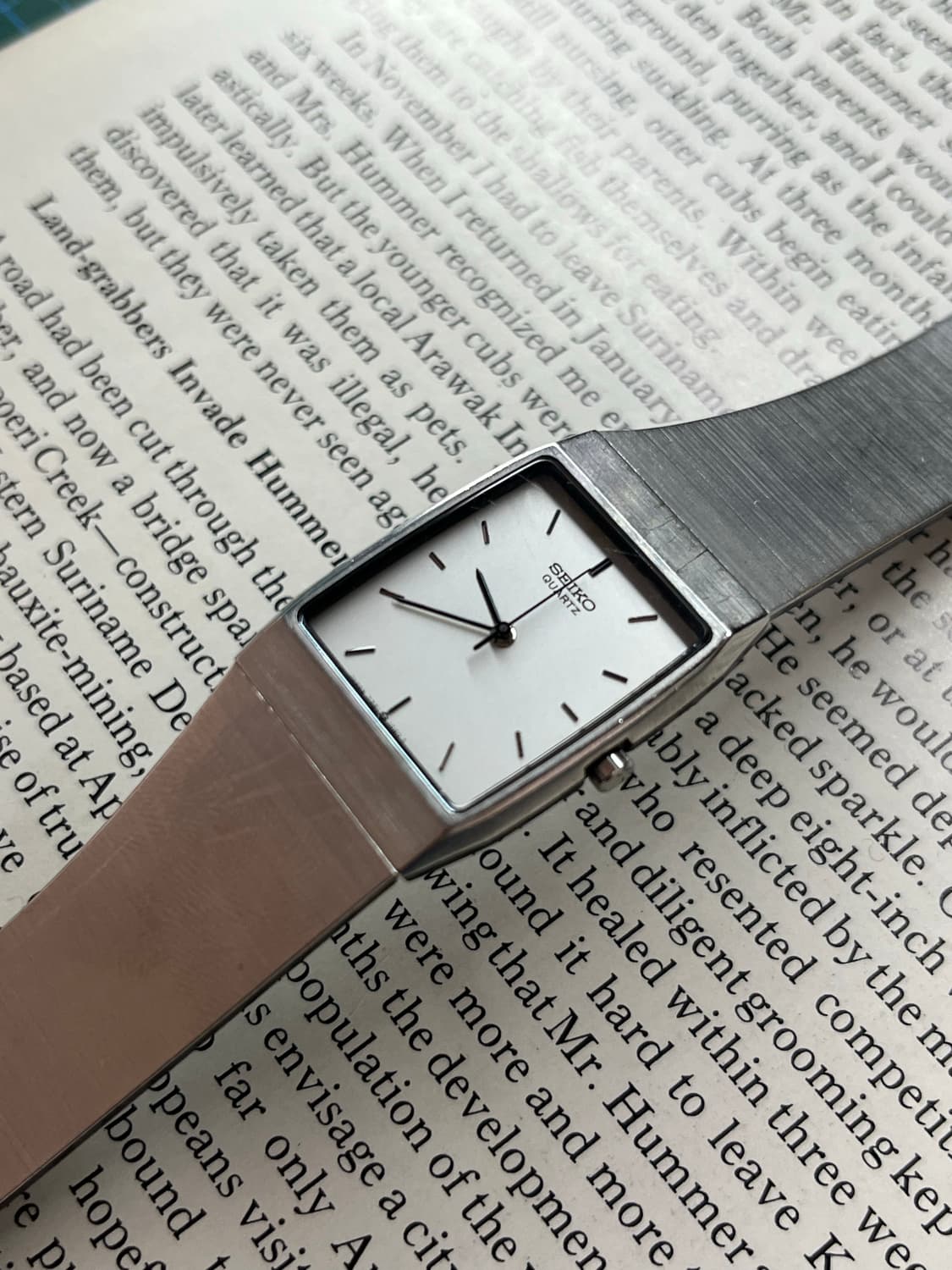 Vintage Seiko Quartz Watch 상품이미지2