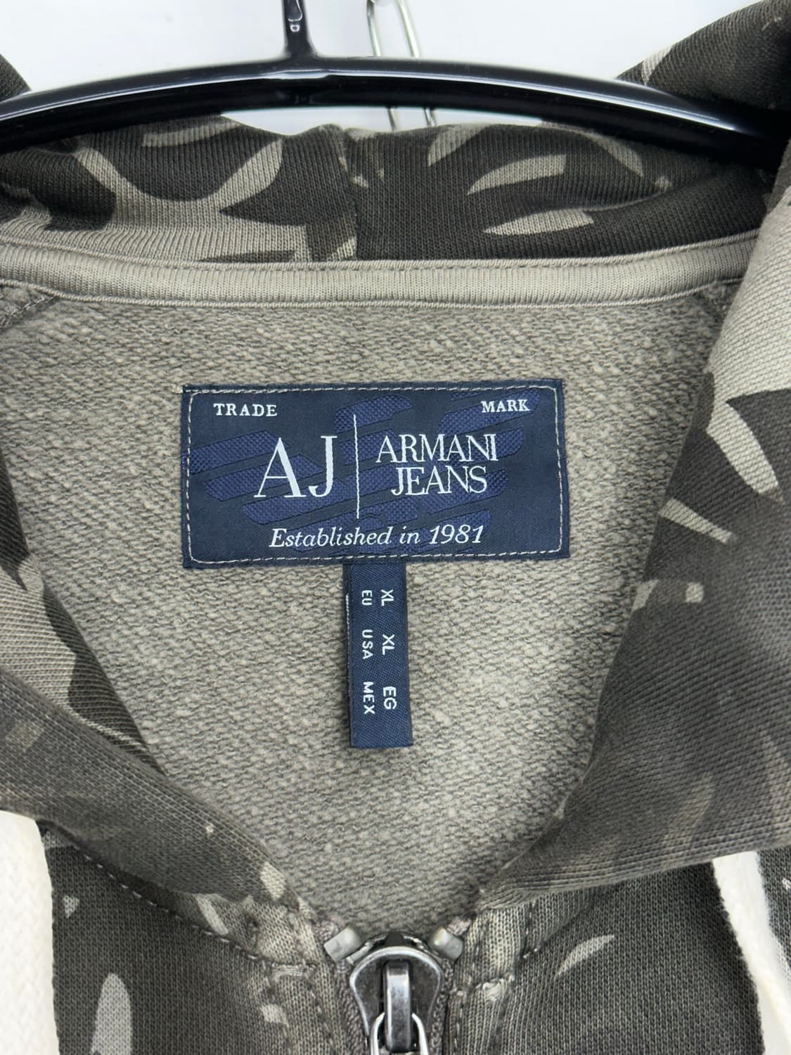 Armani Jeans Hidden Jungle Zip-Up Hoodie 상품이미지7