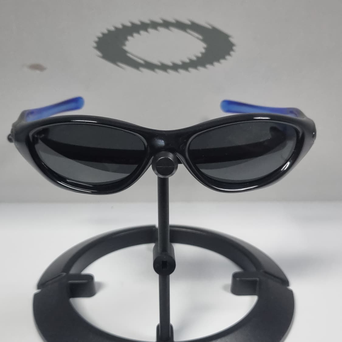 오클리 포켓(2003) 폴리쉬드 블랙 새렌즈 상품이미지3