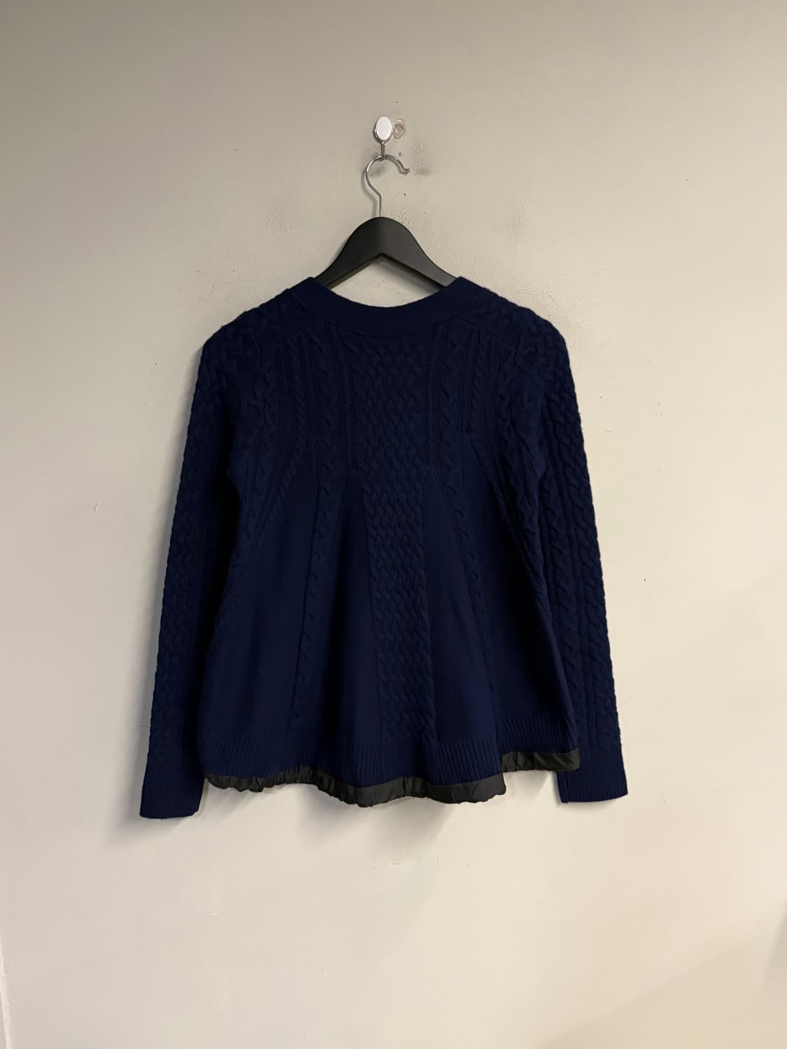 SACAI LUCK cable knit cardigan navy  상품이미지4