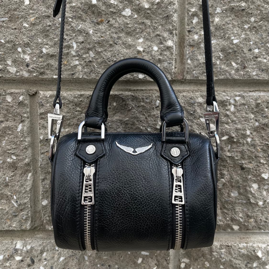 [OS] Zadig & Voltaire 블랙 레더 미니 크로스백 상품이미지1