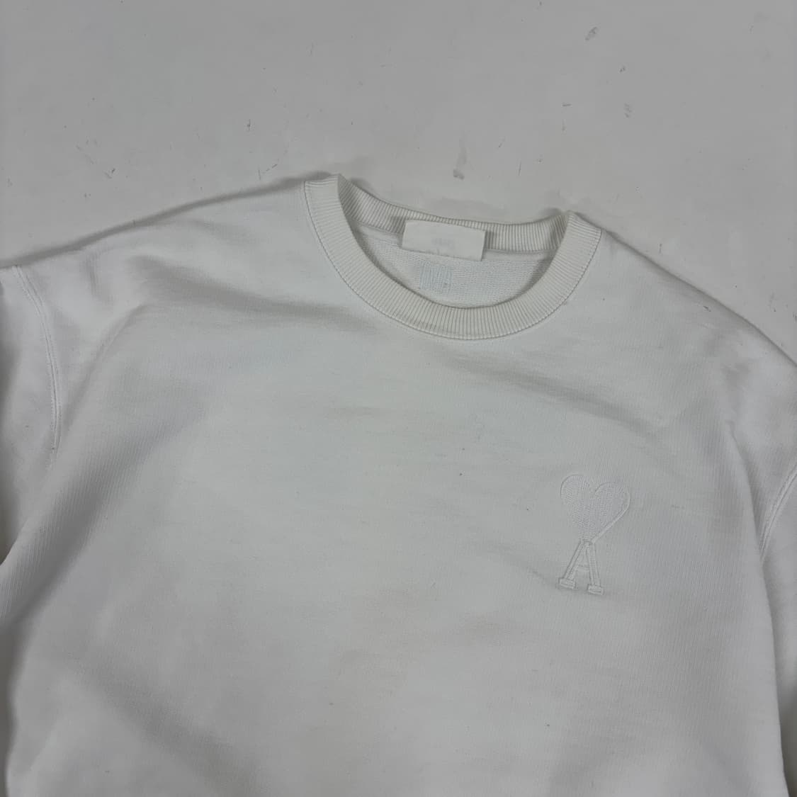 아미 스몰 하트 맨투맨 상품이미지3