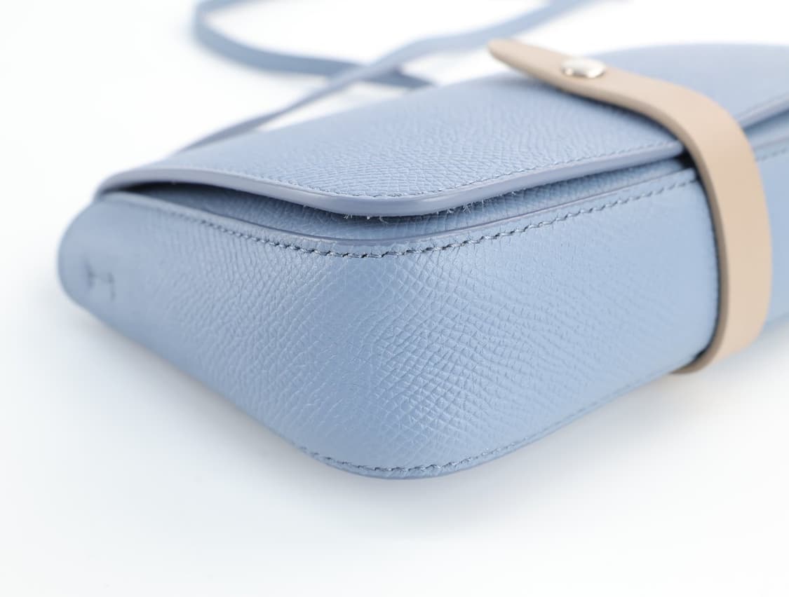 셀린느 송아지 가죽 스트랩 클러치백 크로스백 스카이블루 상품이미지7