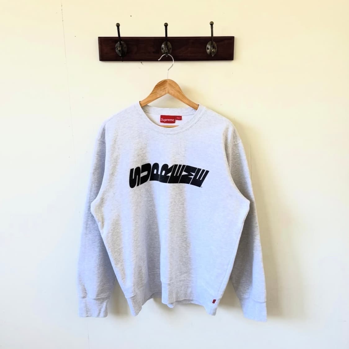 슈프림 19FW 브리드 스웻셔츠 상품이미지1