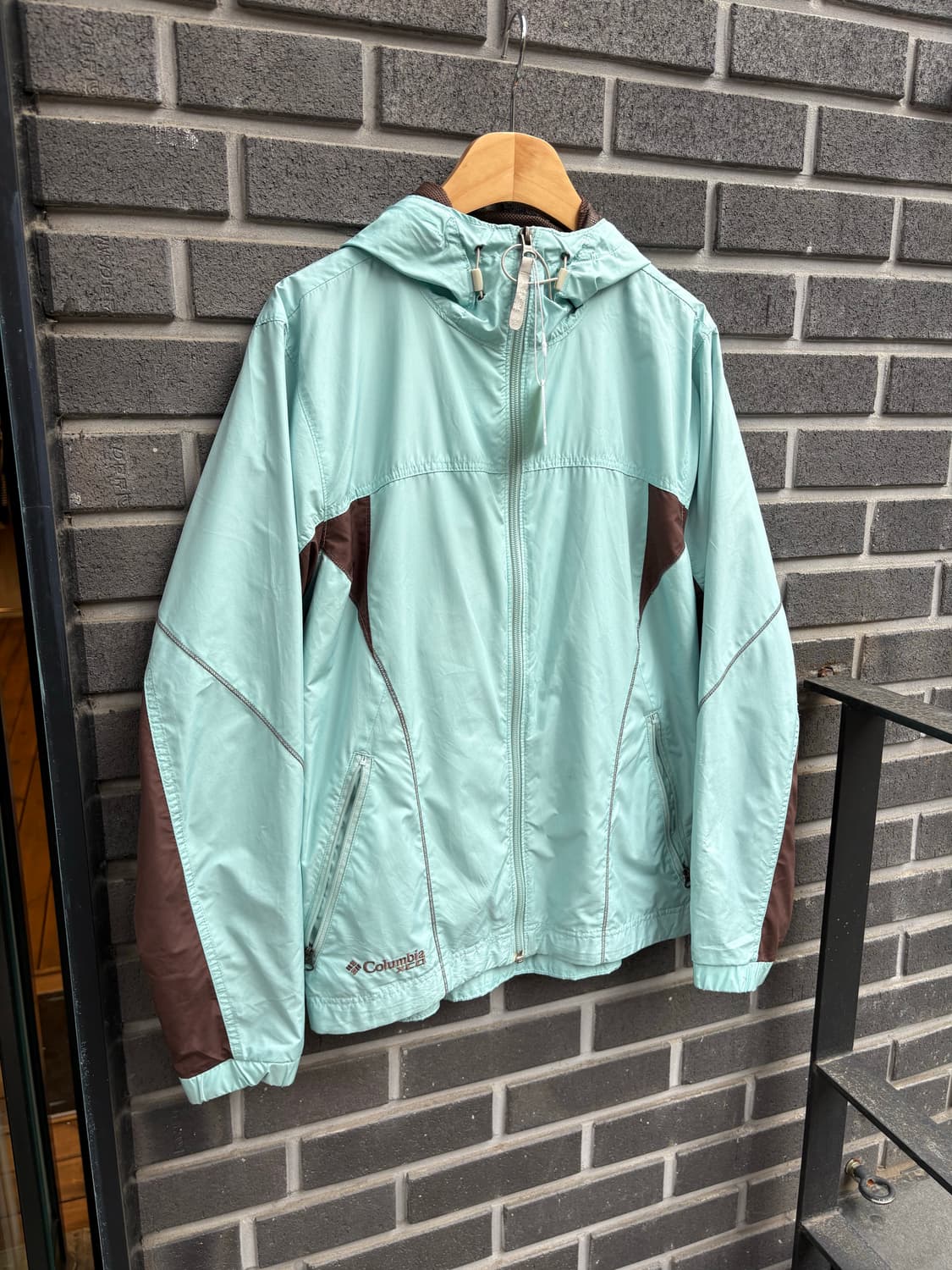 콜롬비아 민트 초코 바람막이  상품이미지5