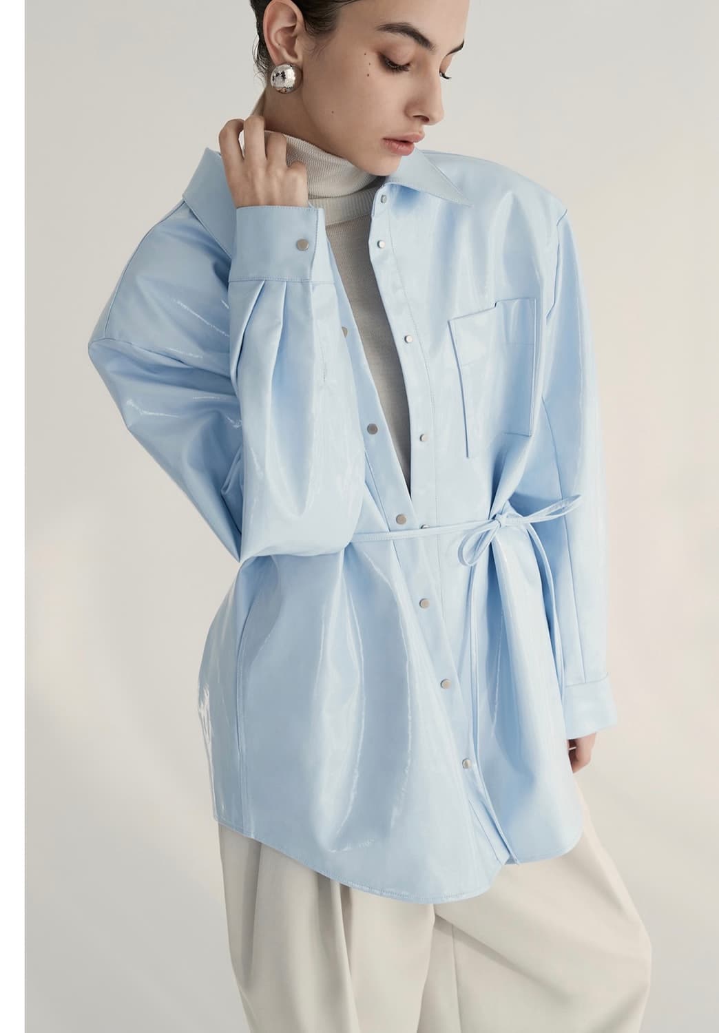 새상품) 드래곤블루스 비건 레더 스트랩 셔츠 자켓 상품이미지6