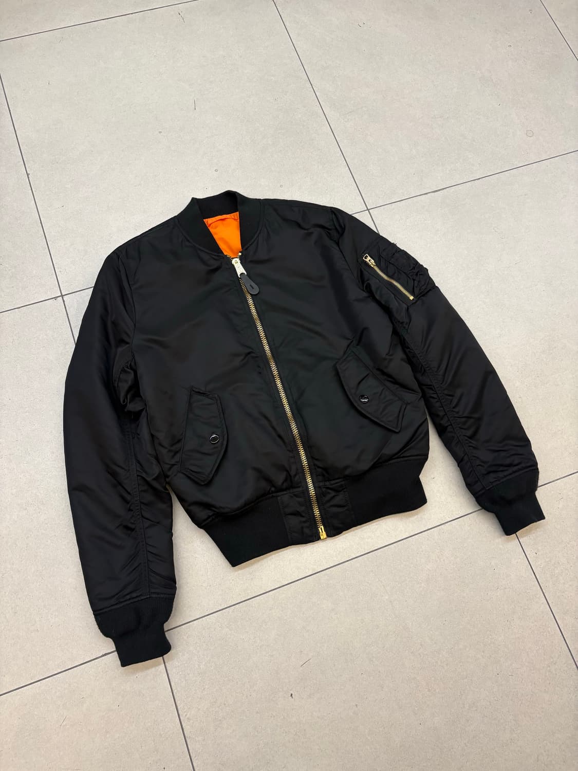 알파인더스트리 MA-1 봄버 상품이미지2