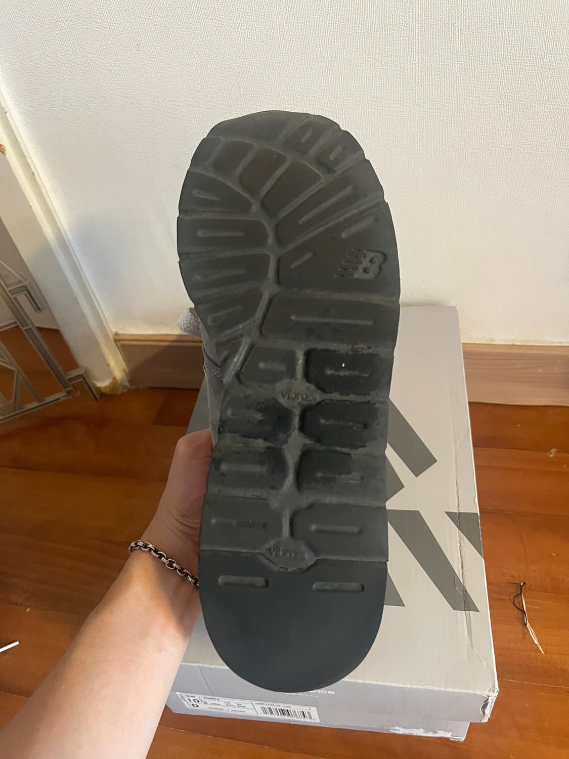 뉴발란스 990 v1 uk10 상품이미지6