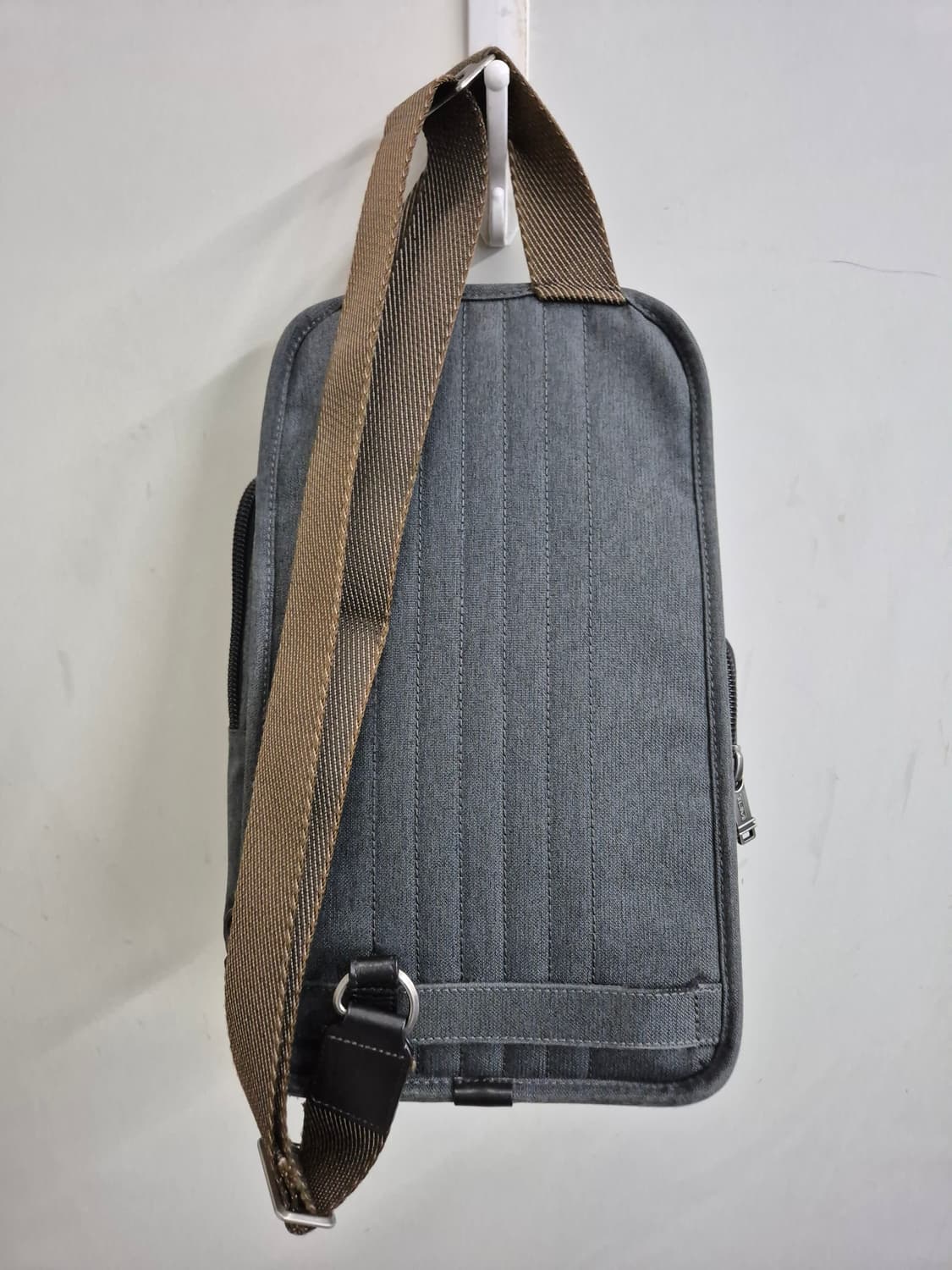 TUMI 투미 알파 브라보 슬링백 브라운 상품이미지5